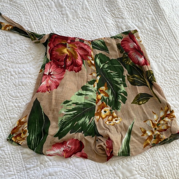 Skort - Picture 5 of 6